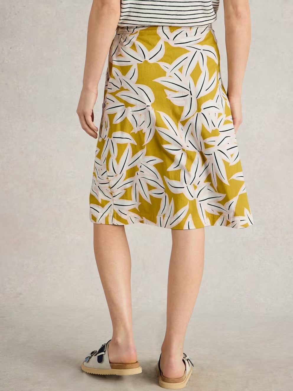 Nell Reversible Skirt in Blue / Yellow prits by White Stuff