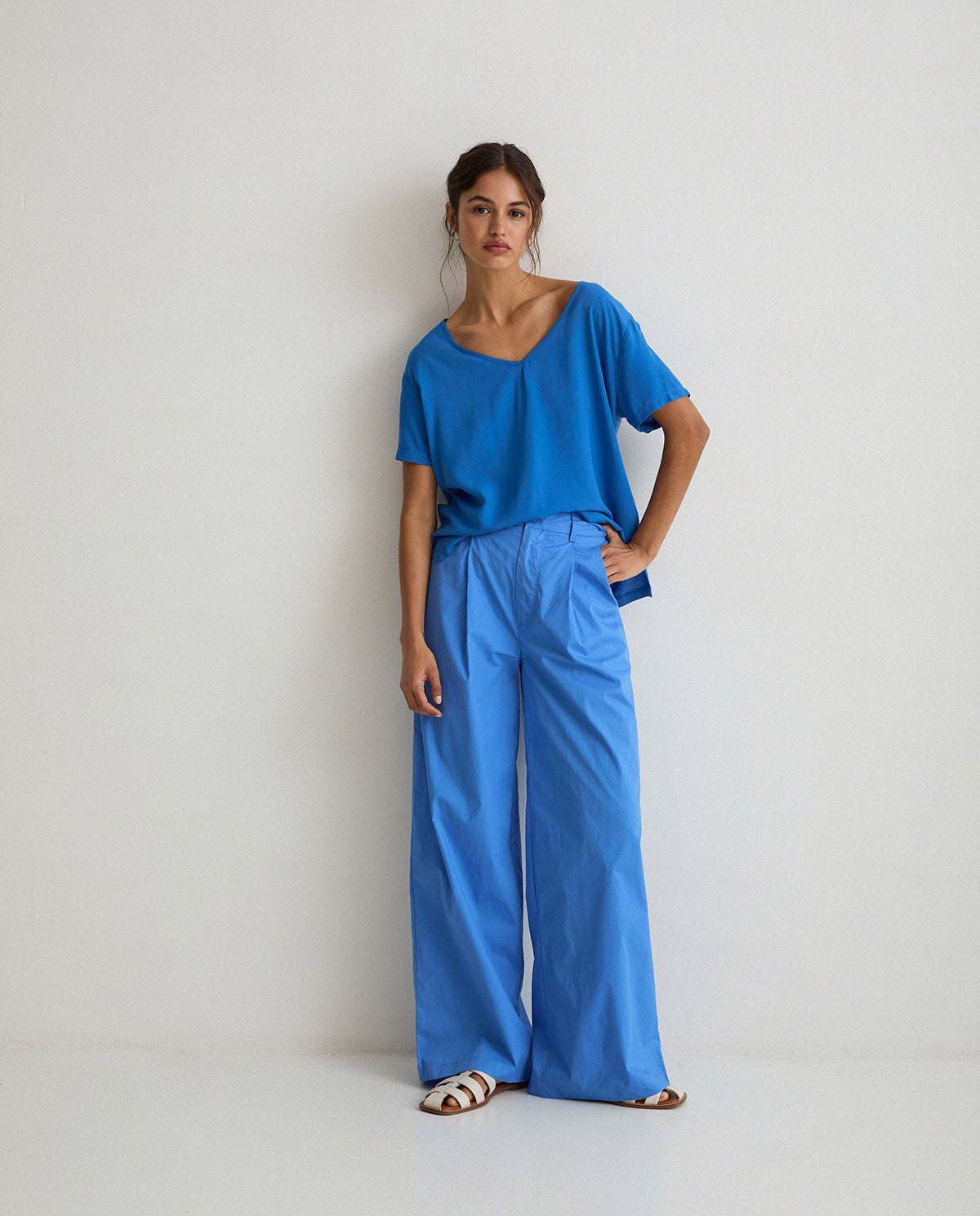 Wide-leg cotton trousers in blue by YERSE