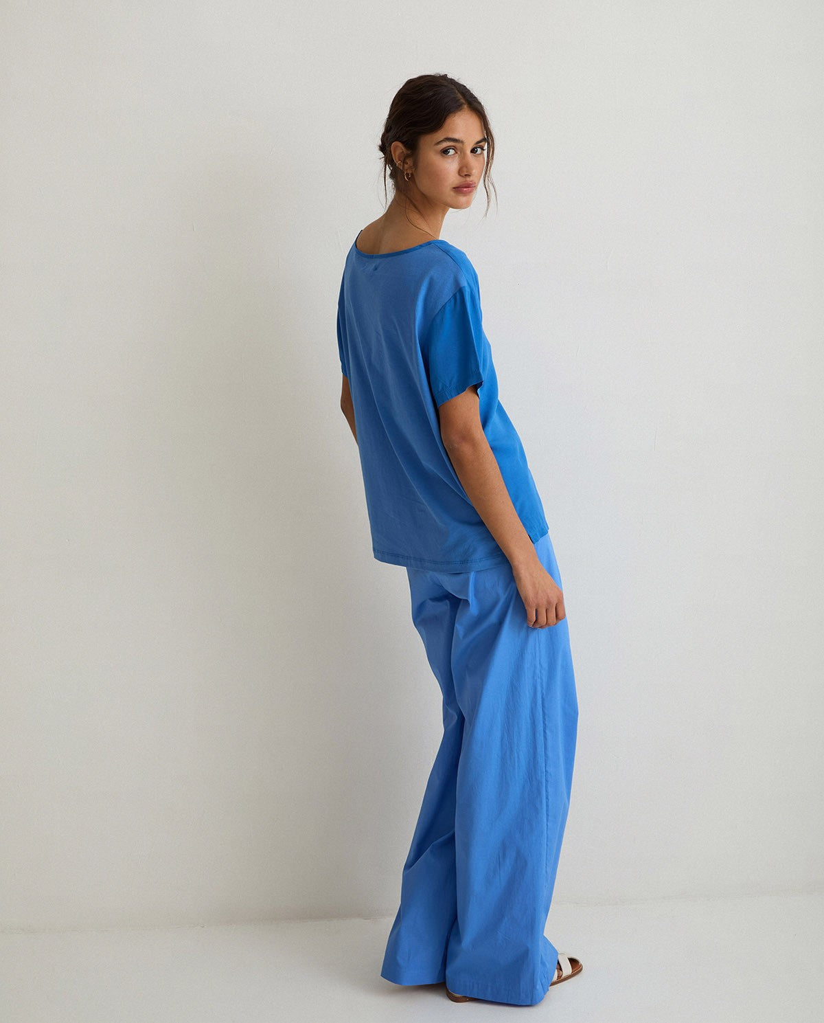 Wide-leg cotton trousers in blue by YERSE