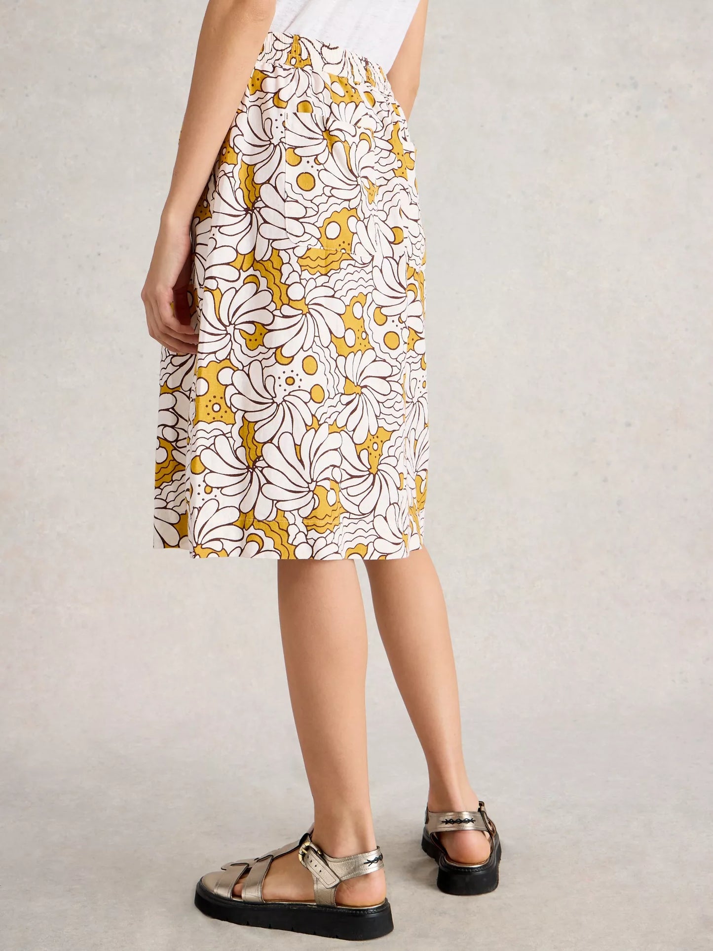 Evie Linen-blend Skirt in Yellow by White Stuff