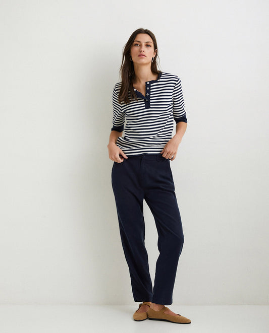 Flowy tencel trousers in navy blue by YERSE