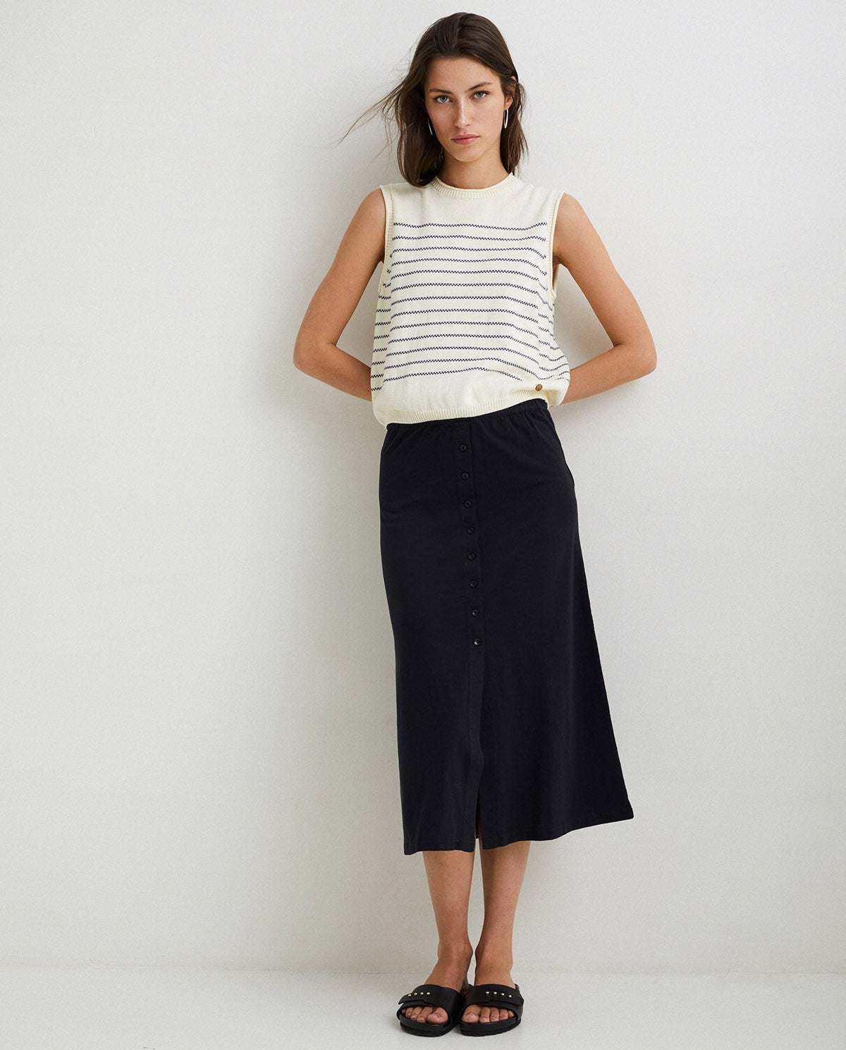 Black Cotton buttoned midi skirt by YERSE