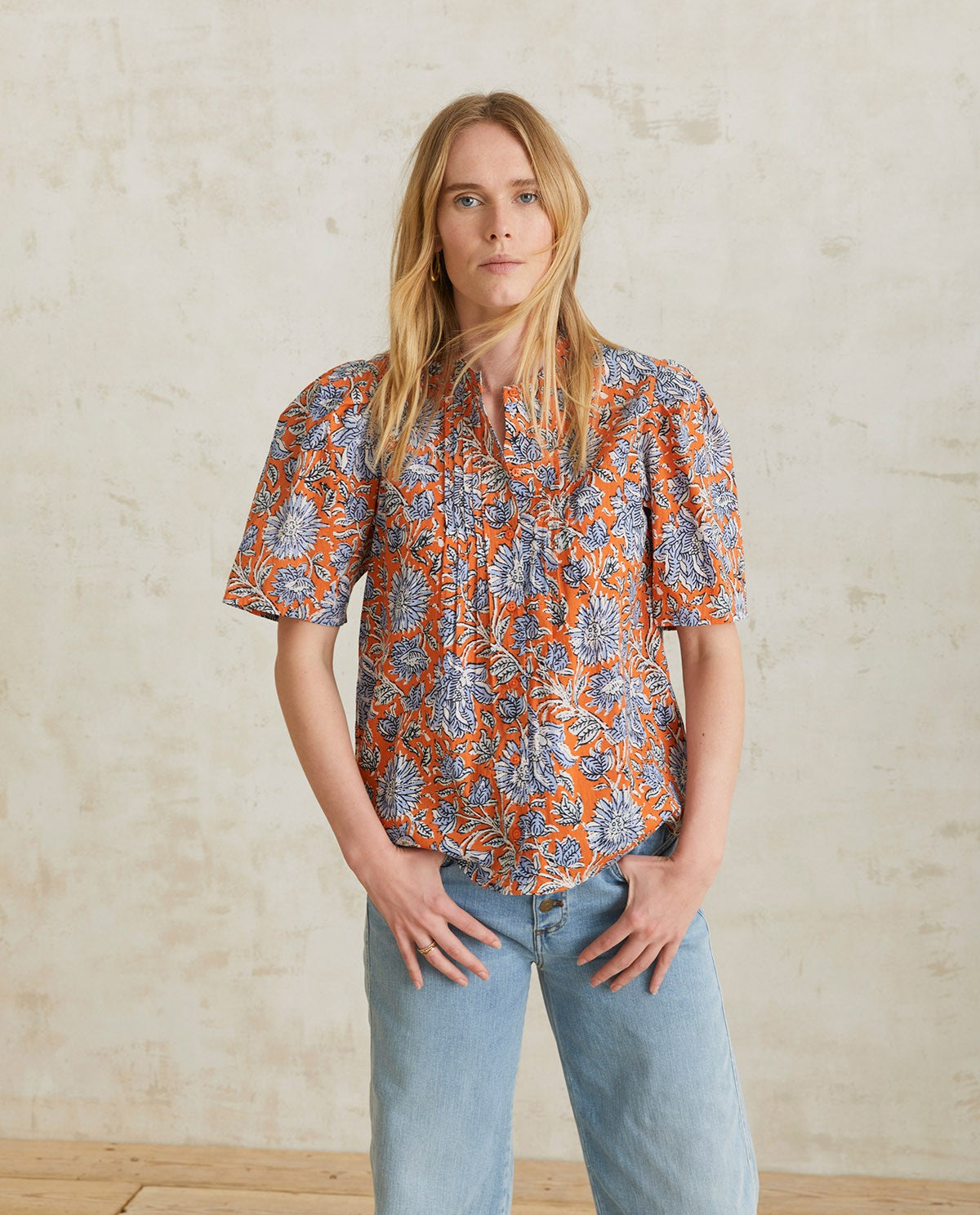 Floral mao-neck shirt sky-blue & orange by YERSE