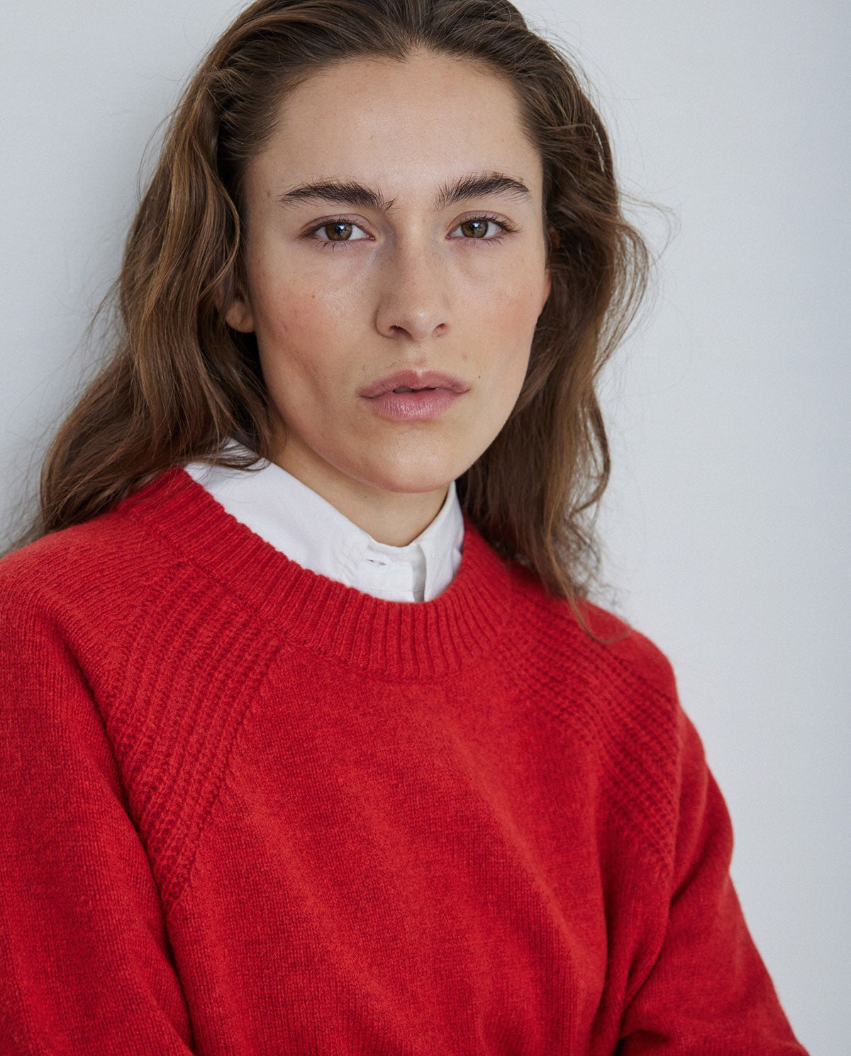 Knitted red sweater with wool by YERSE