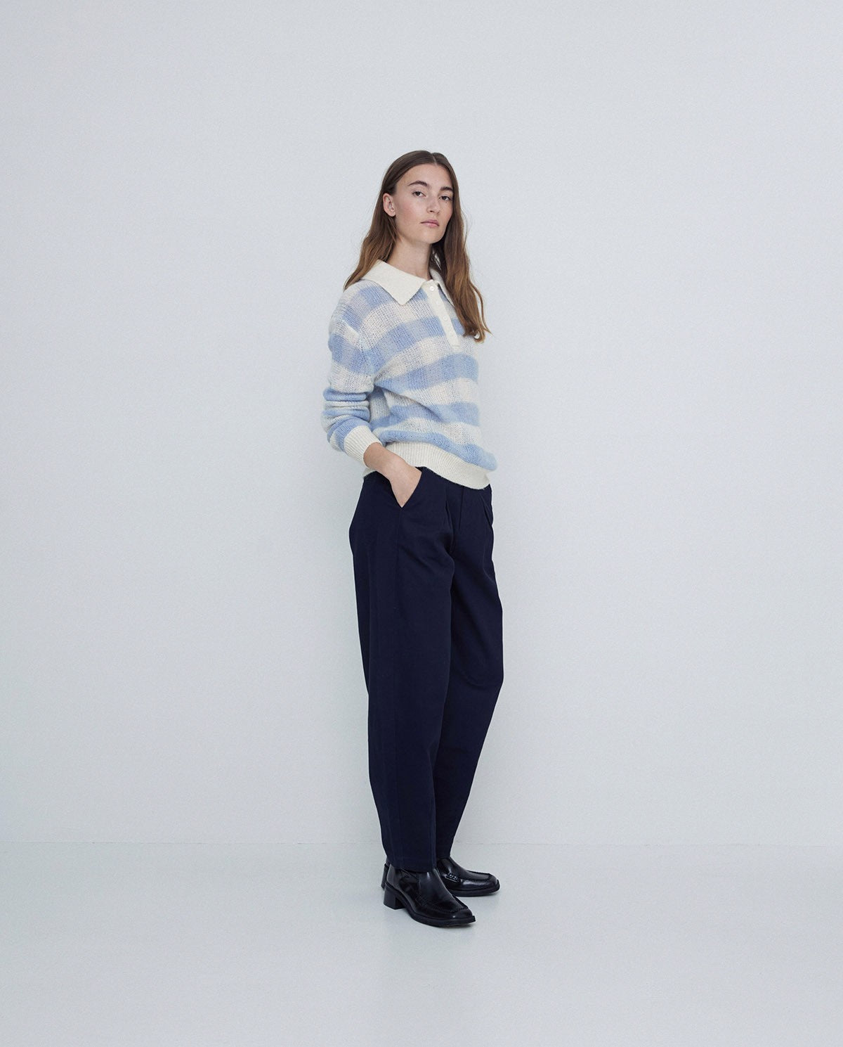 Carrot Cotton Trouser in Navy by YERSE