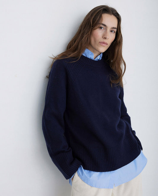 Knitted Navy sweater with wool by YERSE