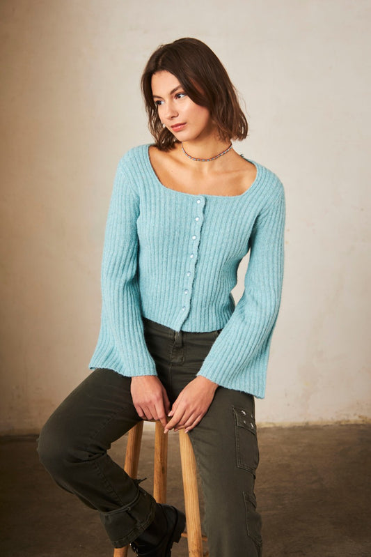 Ribbed top with wide sleeves in green by NUD