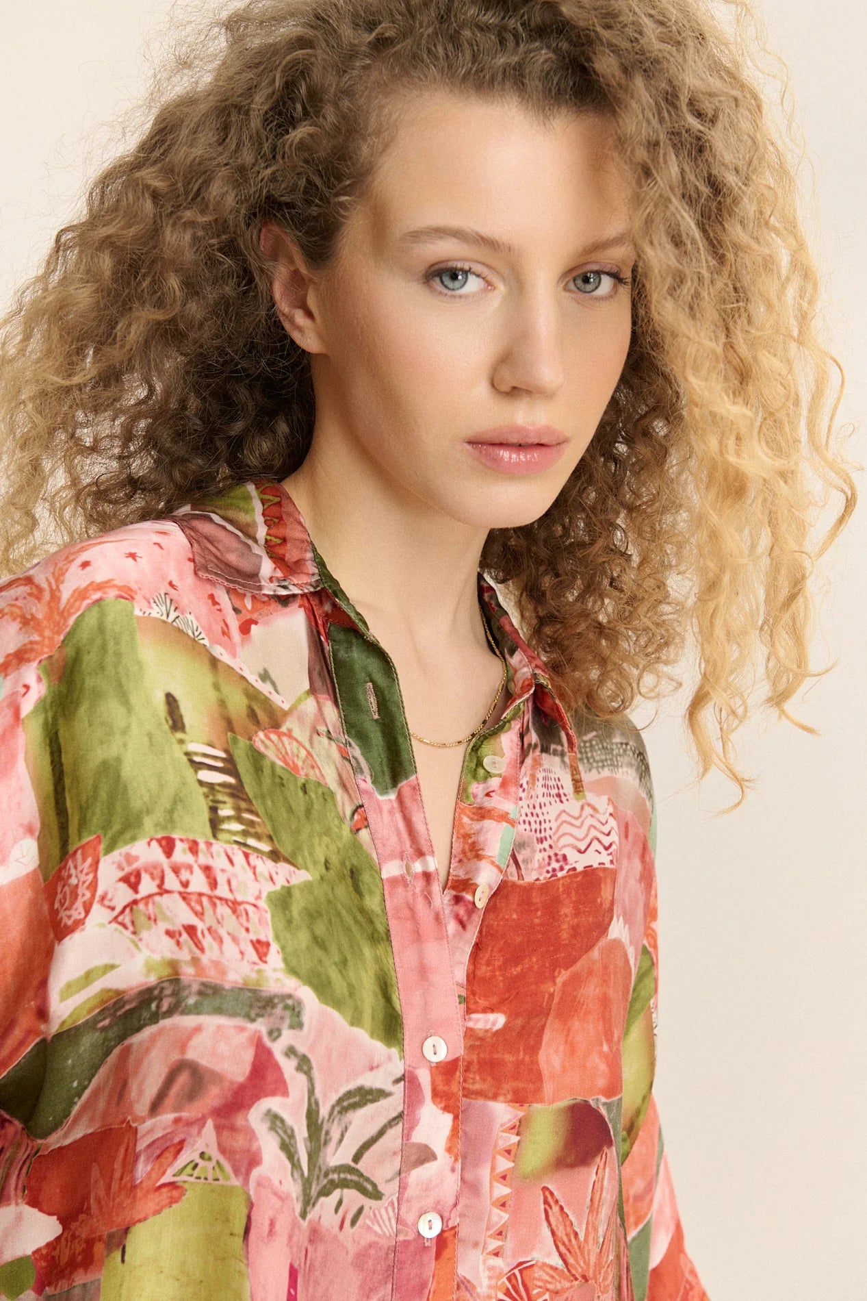 Celina Shirt in Rose Print